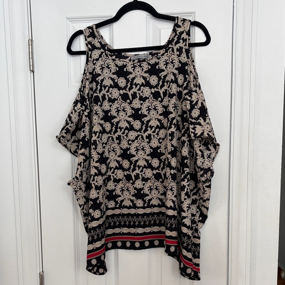 Arianna Cold-Shoulder OS Top‎